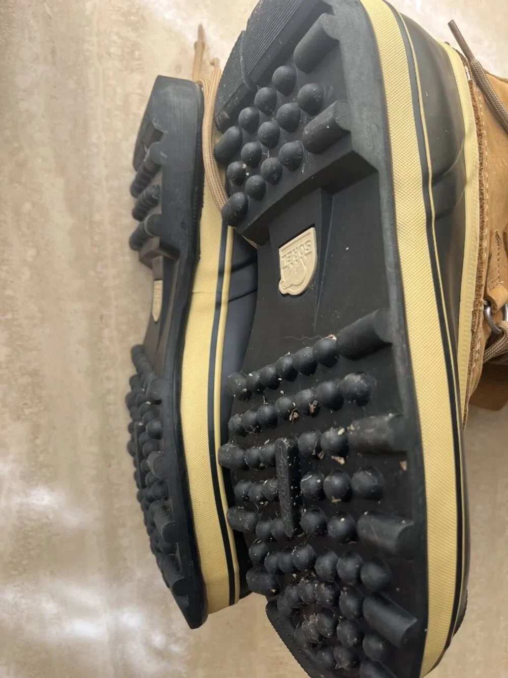 Caribou Winter Boots - Women's